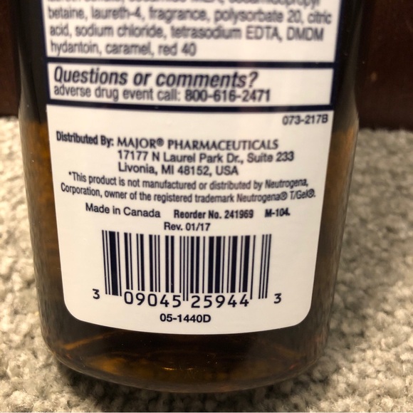 MAJOR Thera-Gel Therapeutic Shampoo, Original Formula, for Dandruff, 8.5oz - Picture 4 of 9